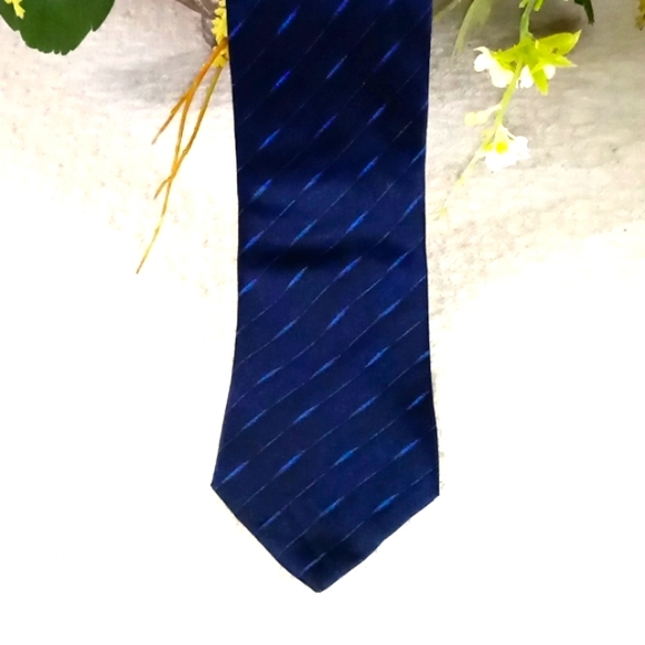 Valentino 100% Silk Navy Stripes Necktie Tie Italy - Picture 5 of 14